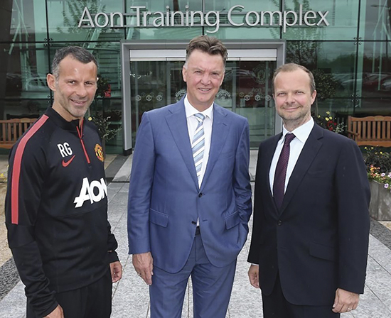 Van Gaals filosofi bør passe Manchester United som hånd i hanske. Men hvordan vil personen Louis van Gaal passe inn?