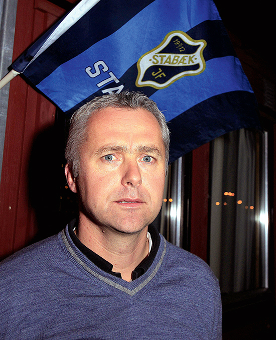 Jarl Øverby ble konstituert som formann i Stabæk Fotball da Erik Loe trakk seg. Øverby var ansvarlig for at Stabæk inngikk forlik med Nancy. Forliket ble gjort, ifølge Øverby under rettssaken, for å «roe sponsorene».